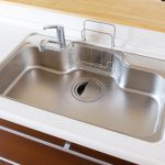 キッチンのシンクをコーティング剤を使ってピカピカにコーティングしてみた