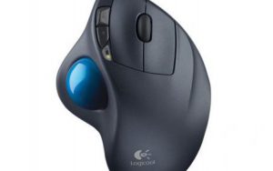 トラックボールのマウスは、通常のマウスと比べて何がいいのか？