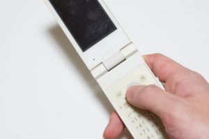 あなたの電源のつかないガラケーが復活する？ガラケー復活イベントとは