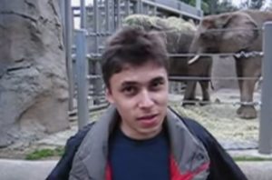 Youtubeで一番最初に投稿された一番古い動画とは？