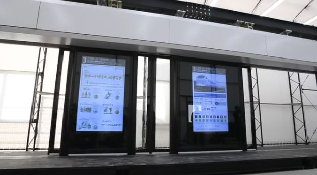 【最新技術】停車位置に合わせて動くJR西日本の新型ホームドアが近未来的でかっこいい