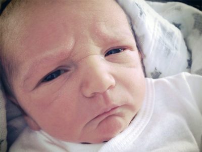 【画像】おじいさん・オッサンに見える赤ちゃんたちの画像まとめ