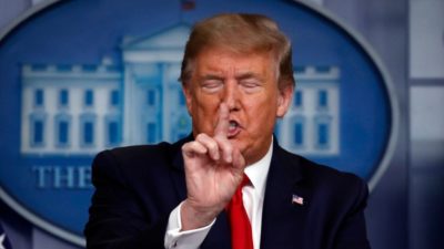 コロナ感染中のトランプ大統領ついにICUへ、更に人工呼吸器を装着か？現在の容態は