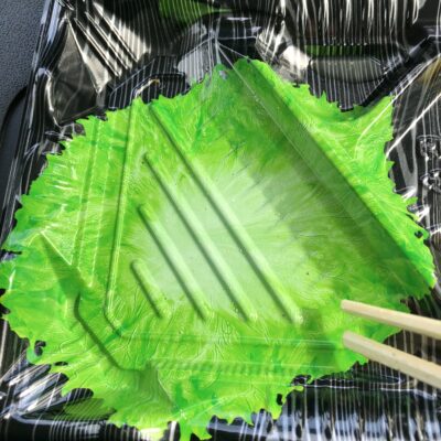 【容量詐欺】セブン等で行われる底上げ弁当の次なる手「印刷」に不満続出で話題に