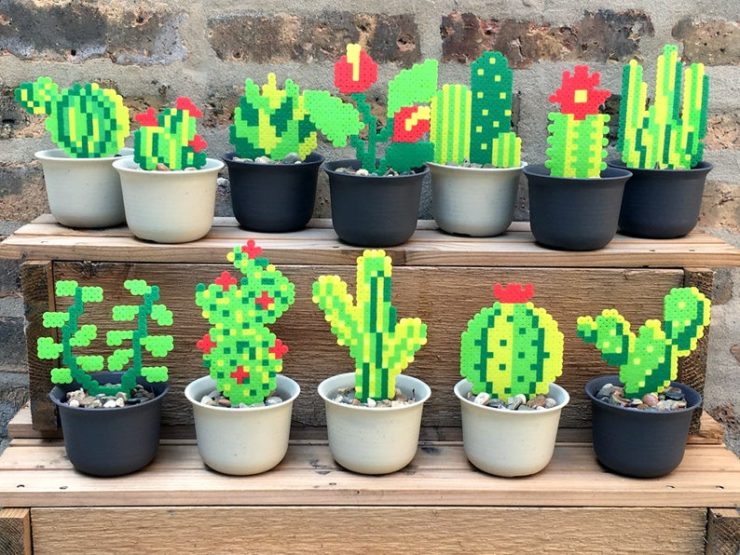 絶対に枯れない、ドット絵のサボテンがおしゃれだと話題に